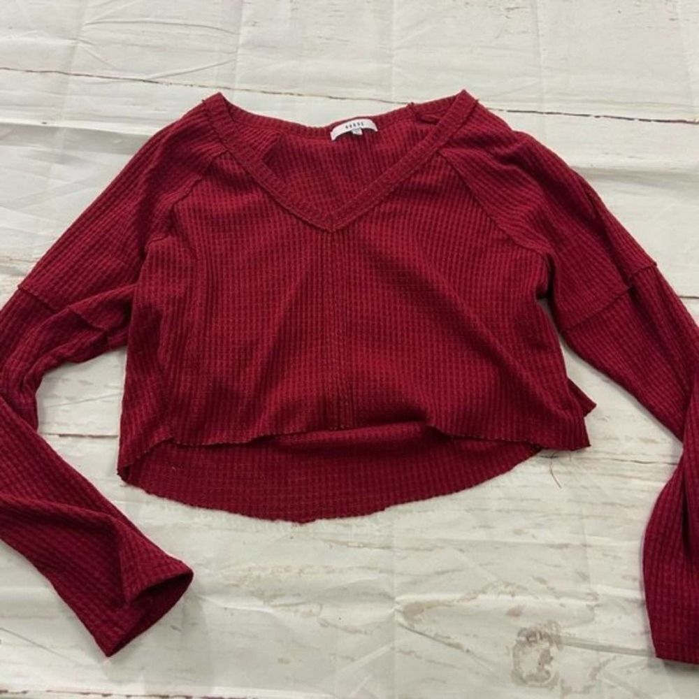 RO & DE long sleeve vneck red thermal waffle cut off crop top oversize womens xl